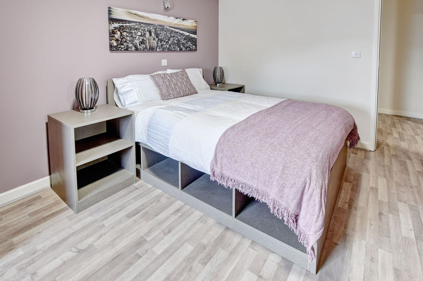  Apartment Premium  -  Trinity Hall Apartments  - Gallery -  6
