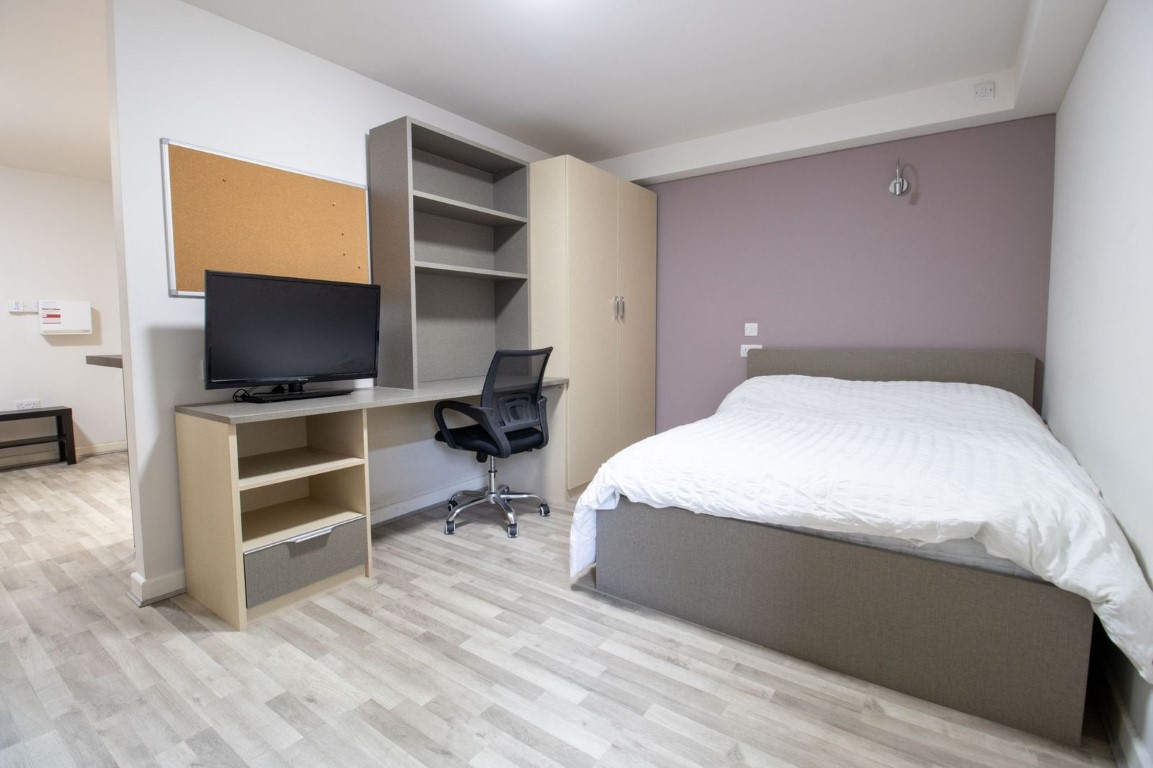  Studio Premium Deluxe  -  Trinity Hall Apartments  - Gallery -  3