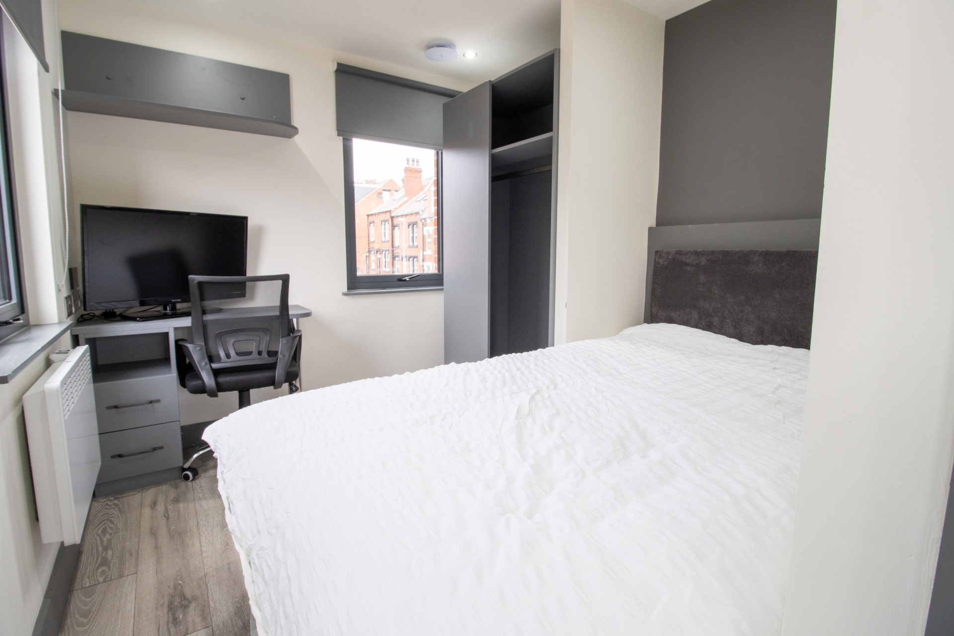  Cluster Luxe Max  -  Trinity Hall Apartments  - Gallery -  1