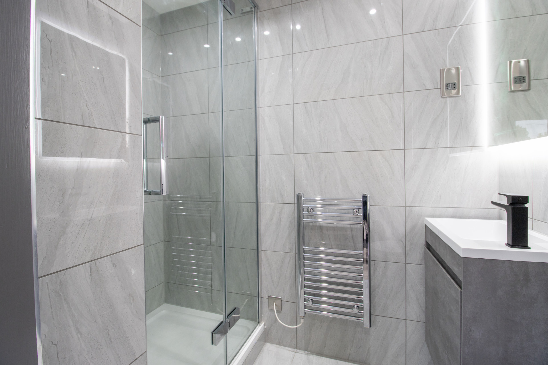  Cluster Luxe Max  -  Trinity Hall Apartments  - Gallery -  4