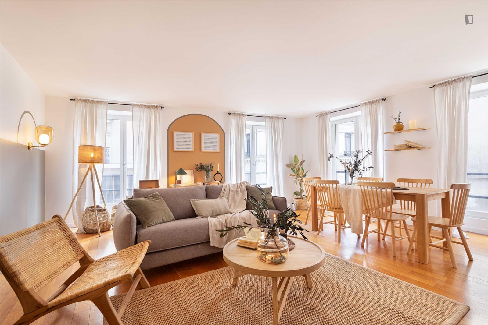  Sublime 2-Bedroom Apartment In Sentier  -  Sublime 2-bedroom apartment in Sentier  - Gallery -  1