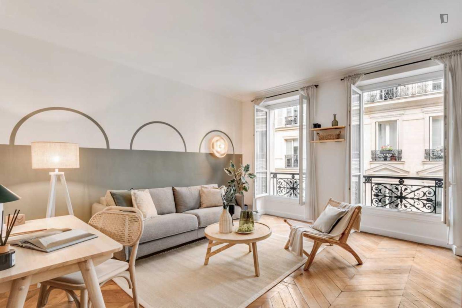  Dashing 2-Bedroom Apartment Near Square De La Tour Saint-Jacques  -  Dashing 2-bedroom apartment near Square de la Tour Saint-Jacques  - Gallery -  1