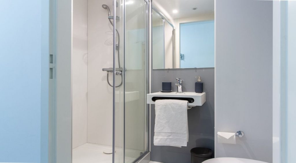  Large Classic En-Suite  -  The Croft  - Gallery -  4