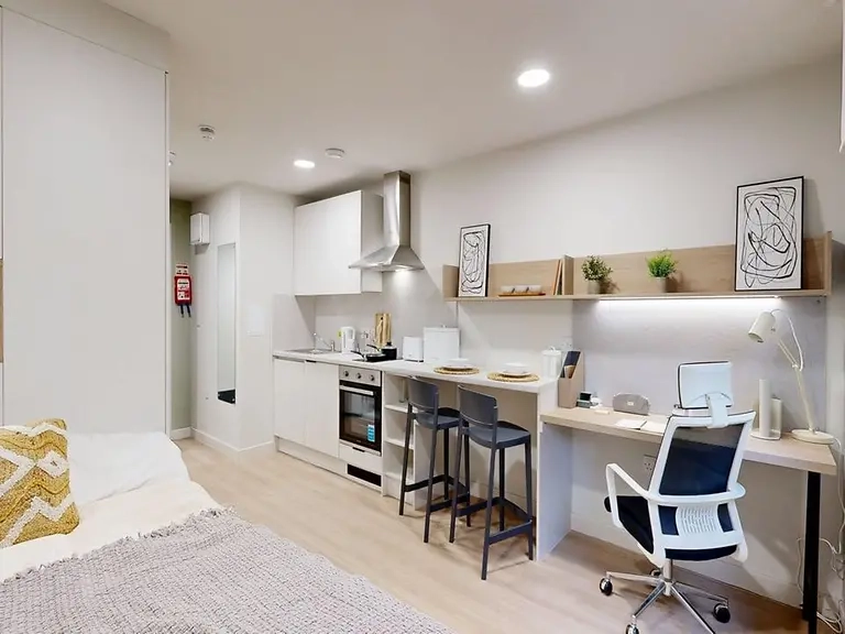 Deluxe Studio - Norton’s Student Living - Gallery - 1