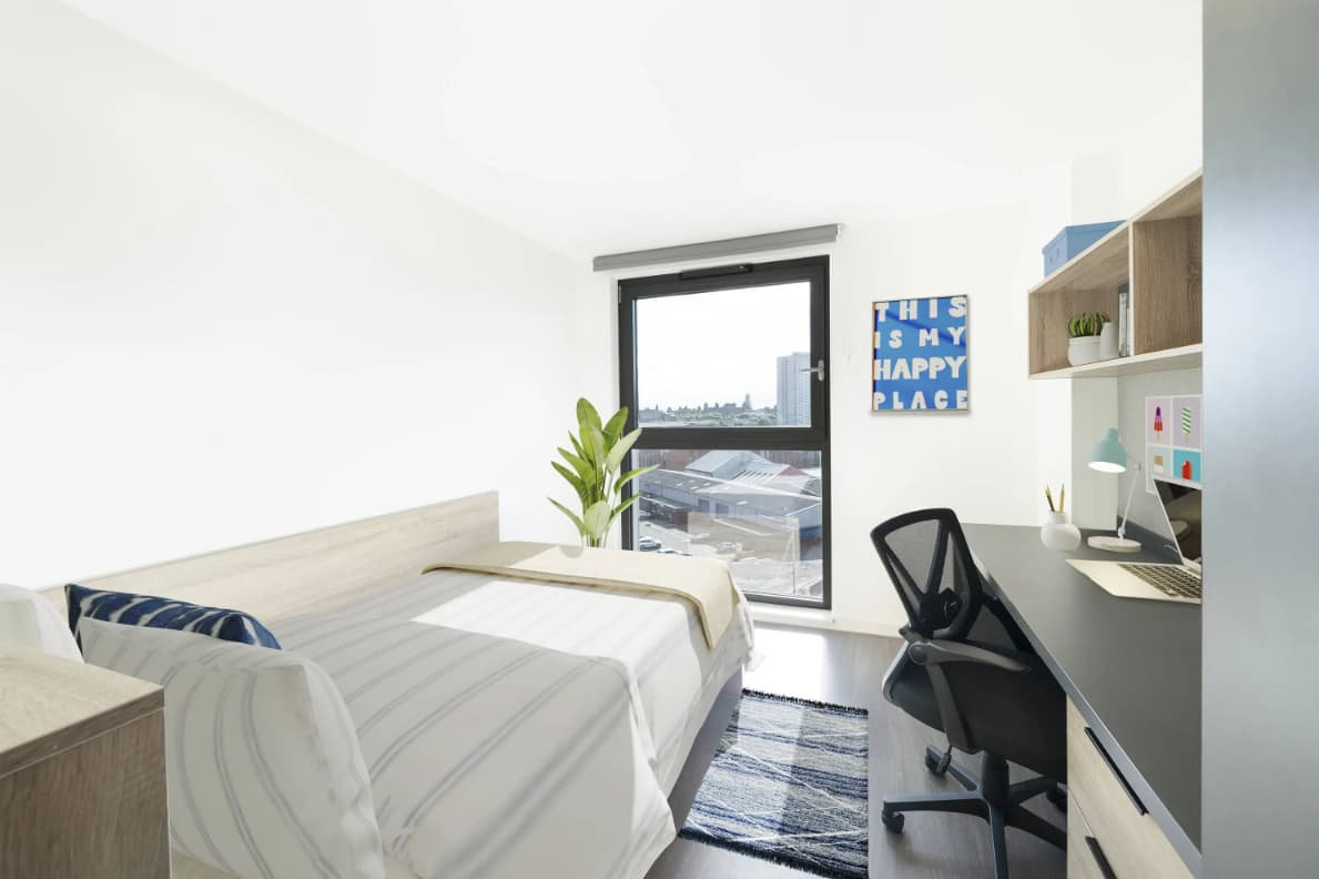  Silver En-Suite Mid Level  -  Boyce House Residence  - Gallery -  3