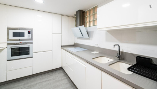 Lovely 2-bedroom apartment in El Mercat, Valencia - Gallery - 6