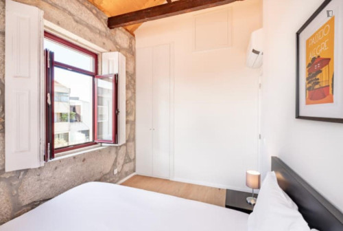 Luminous 1-bedroom apartment close to Fundação Serralves
