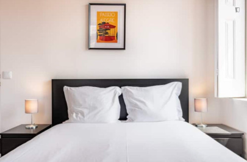 Luminous 1-bedroom apartment close to Fundação Serralves