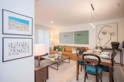 Bright 2-bedroom apartment near Jardim do Morro - Gallery - 18