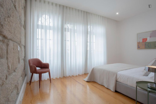Modern 2-bedroom flat near Trindade metro station - Gallery - 16