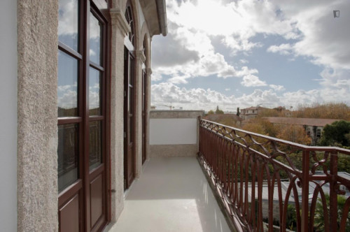 Modern 2-bedroom flat near Trindade metro station - Gallery - 15