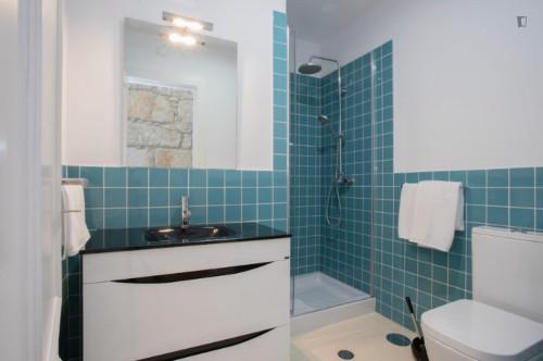 Modern 2-bedroom flat near Trindade metro station - Gallery - 10