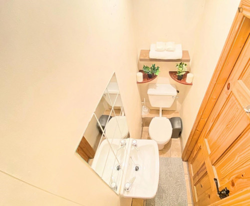 Bed in a welcoming twin ensuite male bedroom, near University College Cork - Gallery - 5