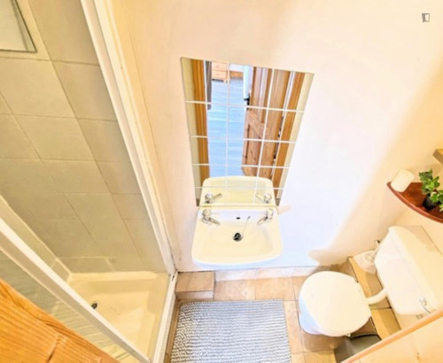 Bed in a welcoming twin ensuite male bedroom, near University College Cork - Gallery - 6
