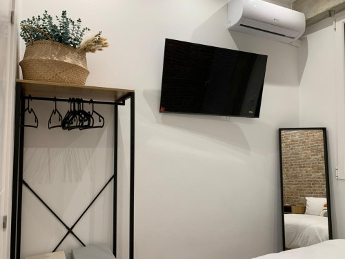 Room El Cabanyal, Air condition Netflix