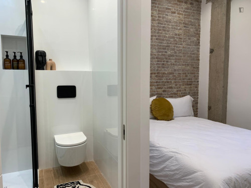 Room El Cabanyal with private bathroom