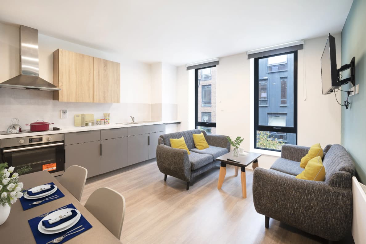  Silver En-Suite  -  The Malthouse Residence  - Gallery -  4