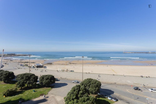 Sublime 1_Bedroom Sea Beach Apartment - Gallery - 9