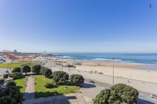 Sublime 1_Bedroom Sea Beach Apartment - Gallery - 8