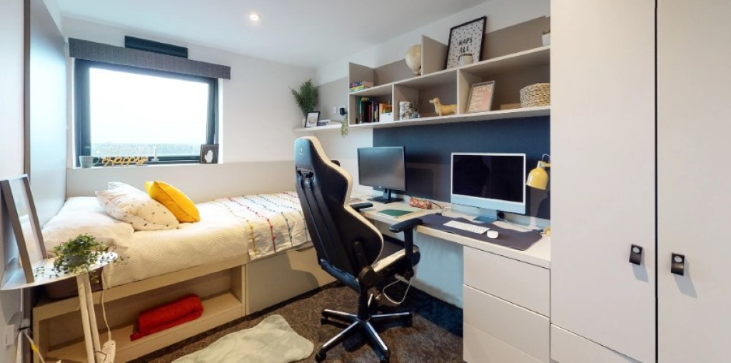 River Street Tower Residence