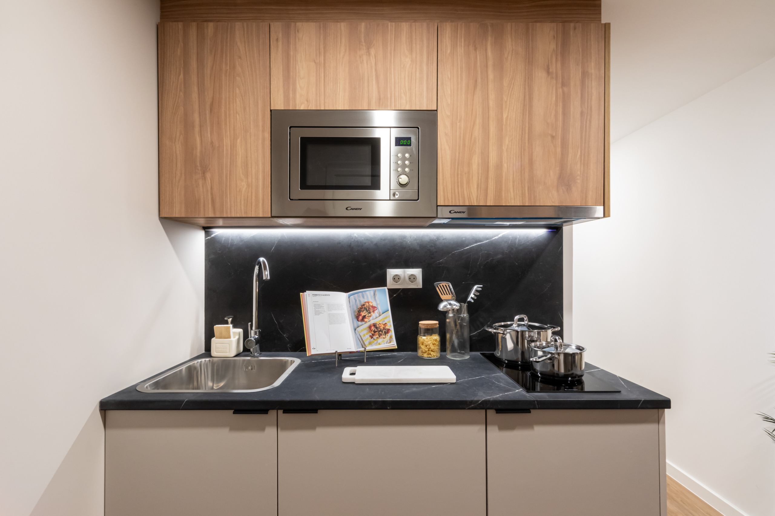  Standard Room (3-Bed)  -  Nido Principe Pio  - Gallery -  7