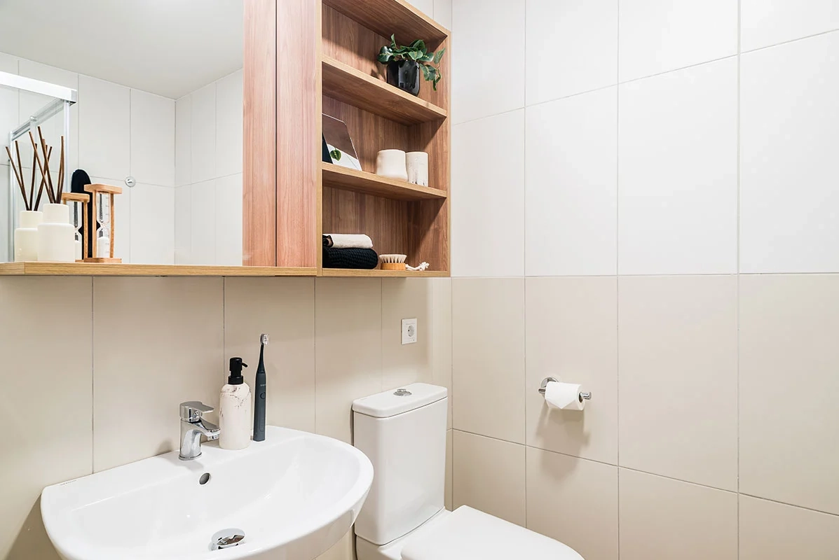 Studio Standard With Kitchen - 4