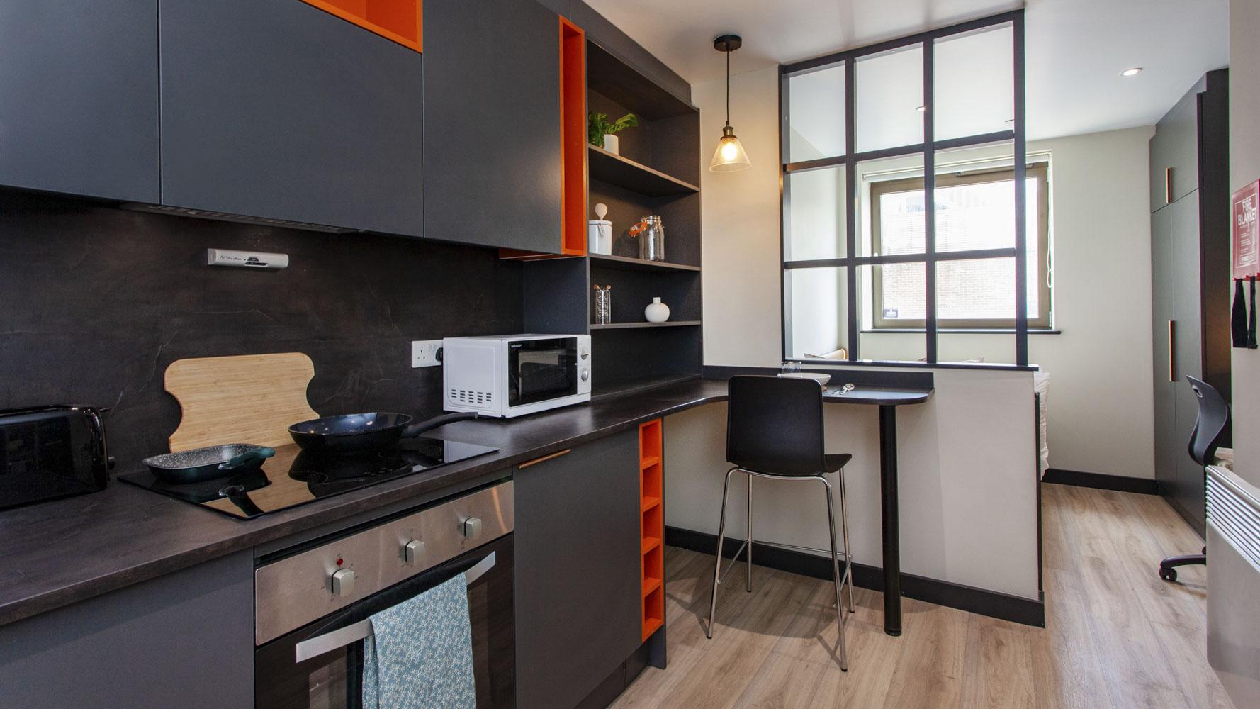  Classic Studio  -  Crown House  - Gallery -  14