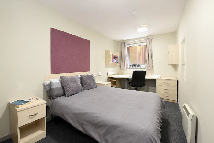 One Bed Apartment Gold - Buchanan View - Gallery - 1