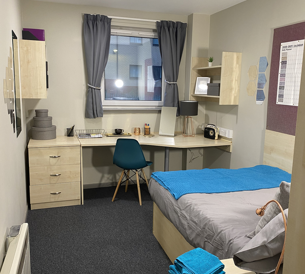  En-Suite  -  Buchanan View  - Gallery -  1