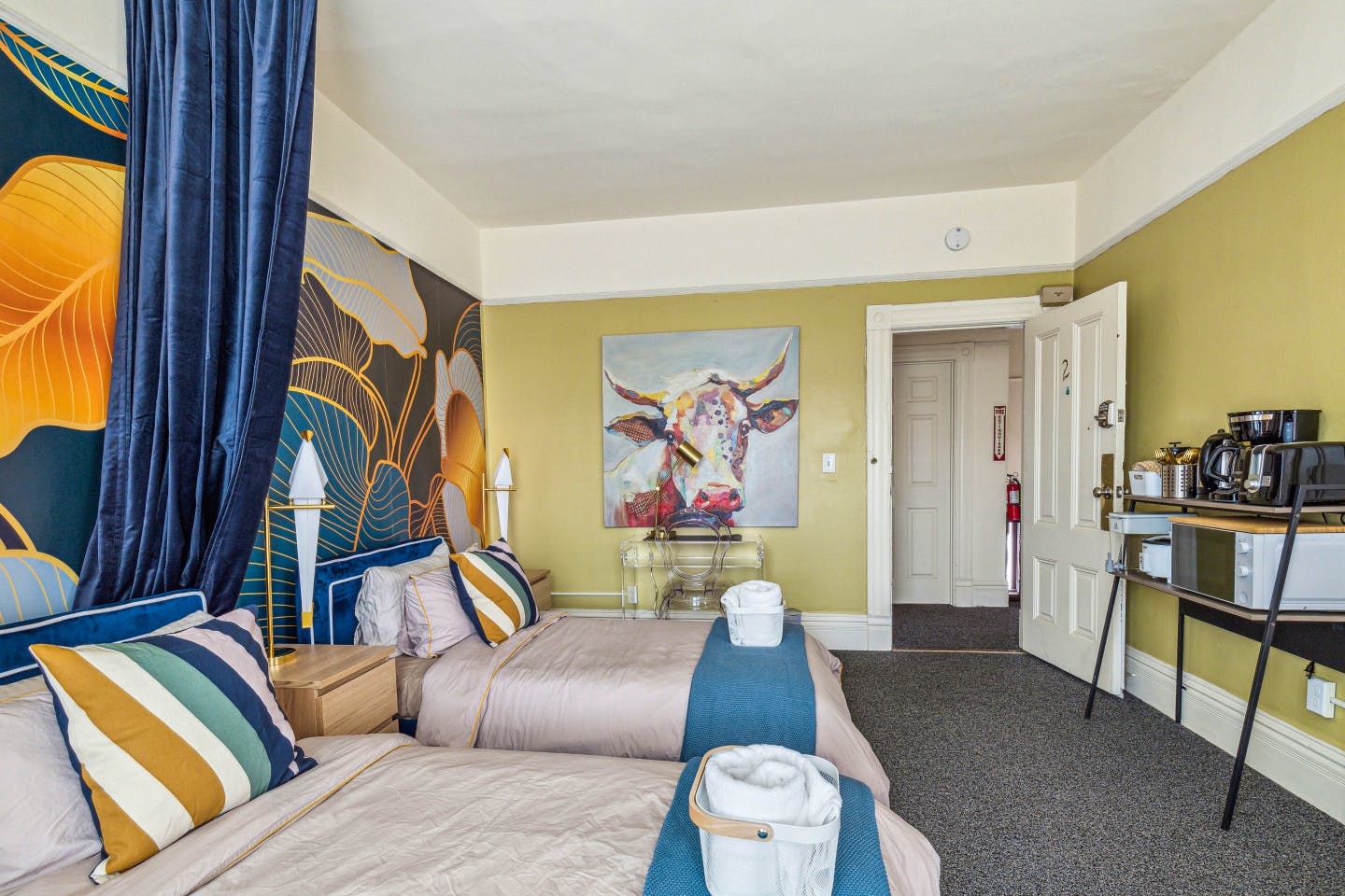  Bed In A 2-Bed Gender Separated Room  -  Spacious Victorian House - Incl. Workspace nearby Edwards Stadium  - Gallery -  61