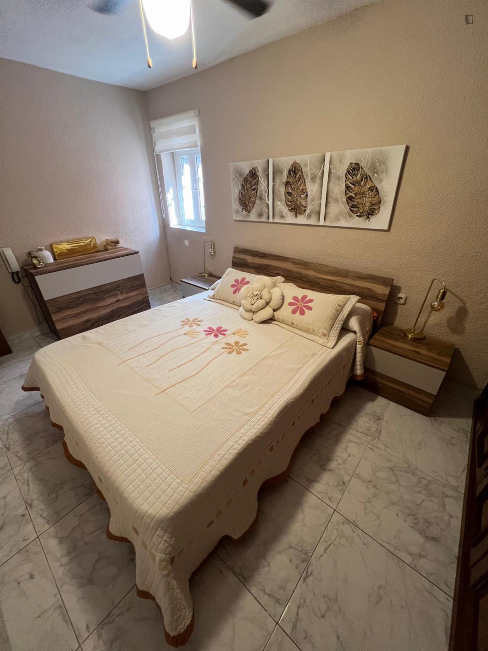  Cozy Double Bedroom Close To Hospital University  -  Cozy Double Bedroom close to Hospital University  - Gallery -  1