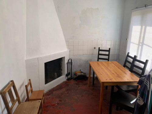 Comfy and cosy house in Castanheira, Leiria