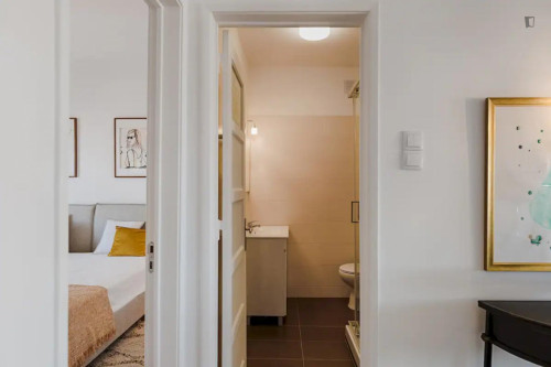 Very sunny and beautifully decorated flat