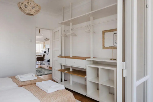 Very sunny and beautifully decorated flat