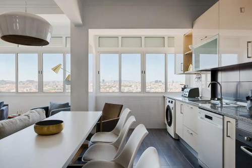 Very sunny and beautifully decorated flat - Gallery - 12