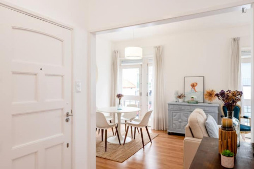 Elegant 2-bedroom apartment near the General Torres train station   - Gallery -  5