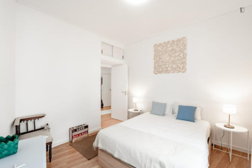 Elegant 2-bedroom apartment near the General Torres train station  - Gallery - 29