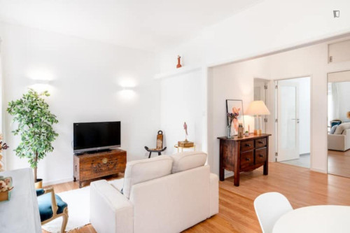 Elegant 2-bedroom apartment near the General Torres train station  - Gallery - 25