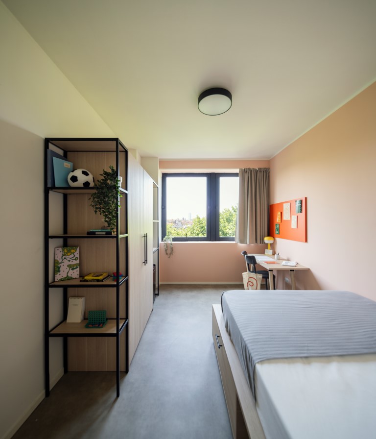 Shared Bathroom Room - Via Tollegno - Gallery - 1