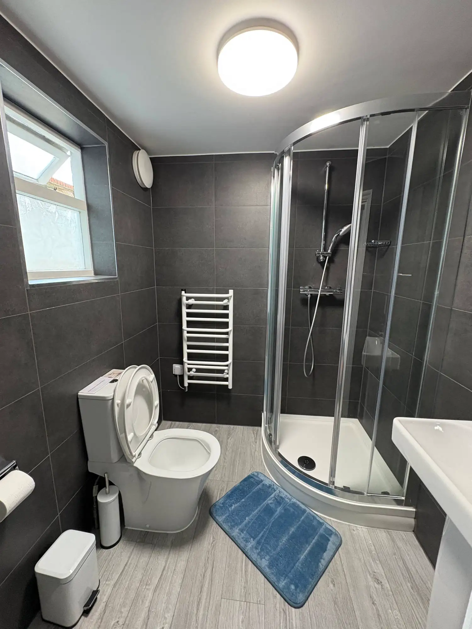  Double En-Suite  -  Bloomsbury  - Gallery -  2
