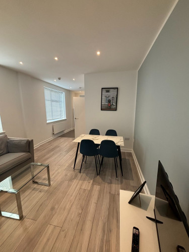 AES Euston - Gallery - 7
