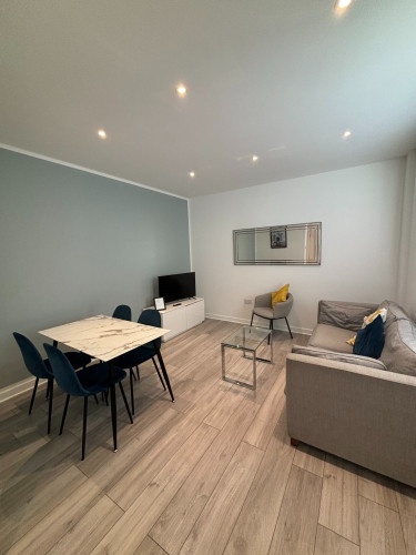AES Euston  - Gallery -  3