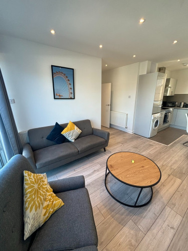 AES Euston  - Gallery -  5