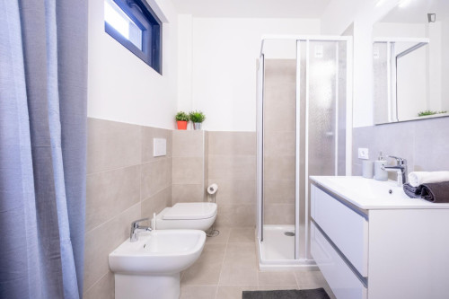 Interesting double bedroom near Campo Marzio  - Gallery -  5