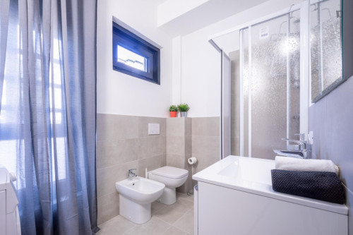 Interesting double bedroom near Campo Marzio - Gallery - 6