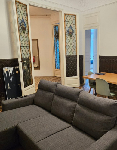 Spacious Coliving Experience in Vibrant Eixample, Barcelona