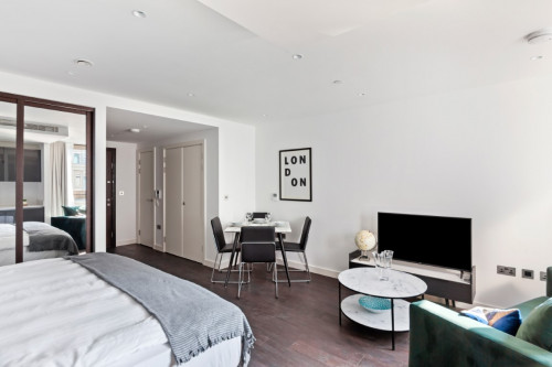 AES Tower Hill - Gallery - 52