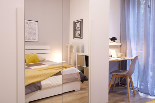 Beautiful double bedroom near Facoltà di Ingegneria