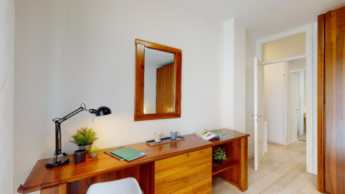 Appealing double bedroom near Parco Fornace Morandi
