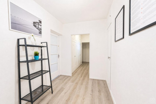 Upsal Home - Gallery - 33